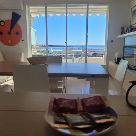The Horizon - Sea View & Peaceful Retreat Cannes